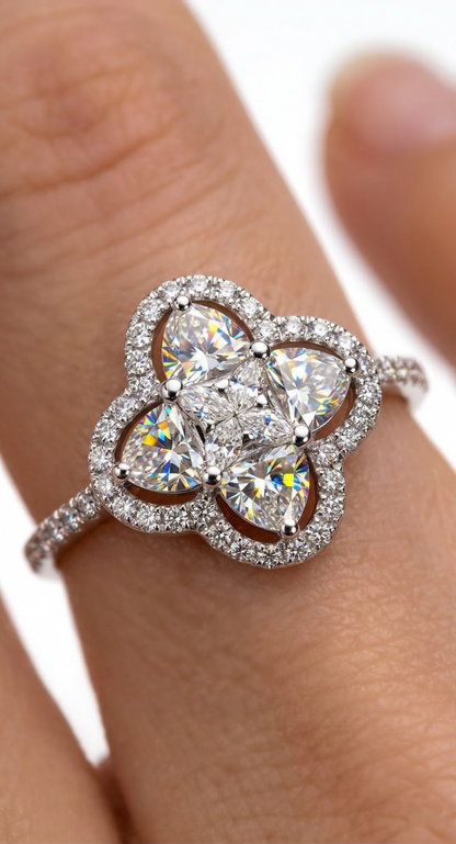 Clover Elegance Ring