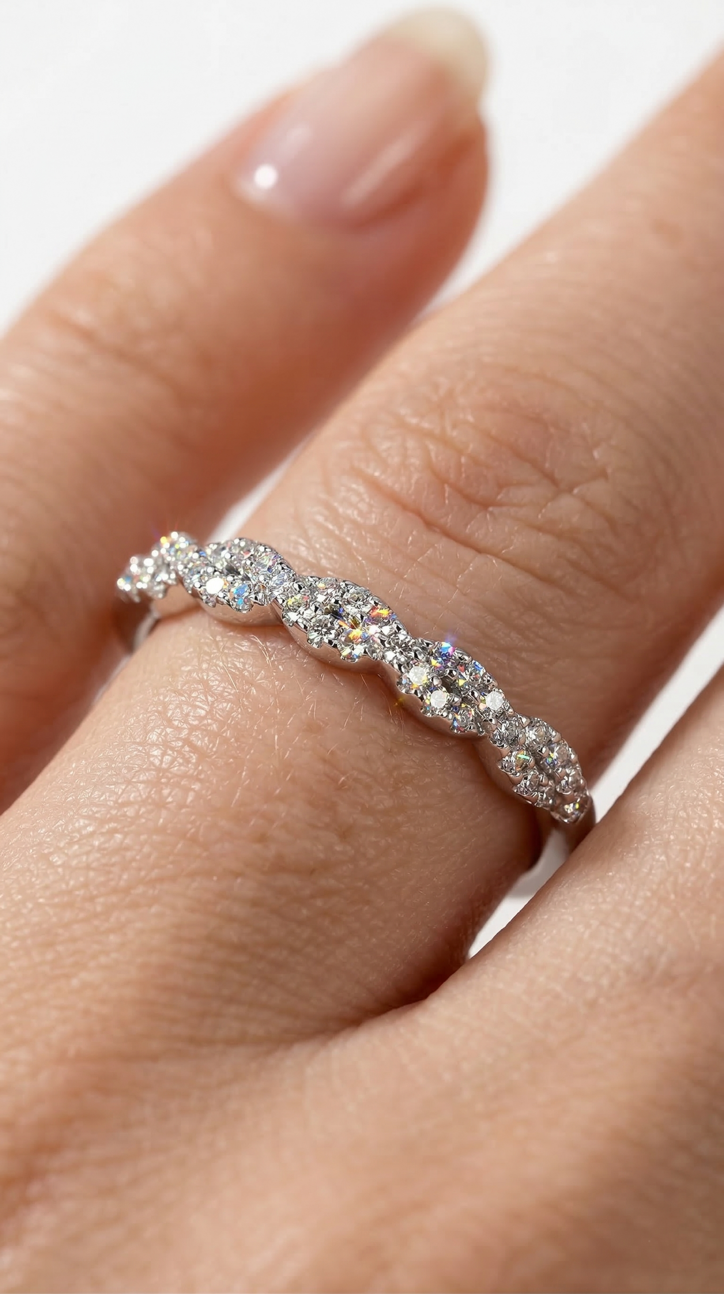 Sparkling Swirl Ring