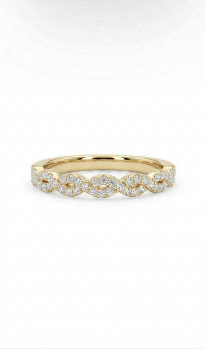 Sparkling Swirl Ring