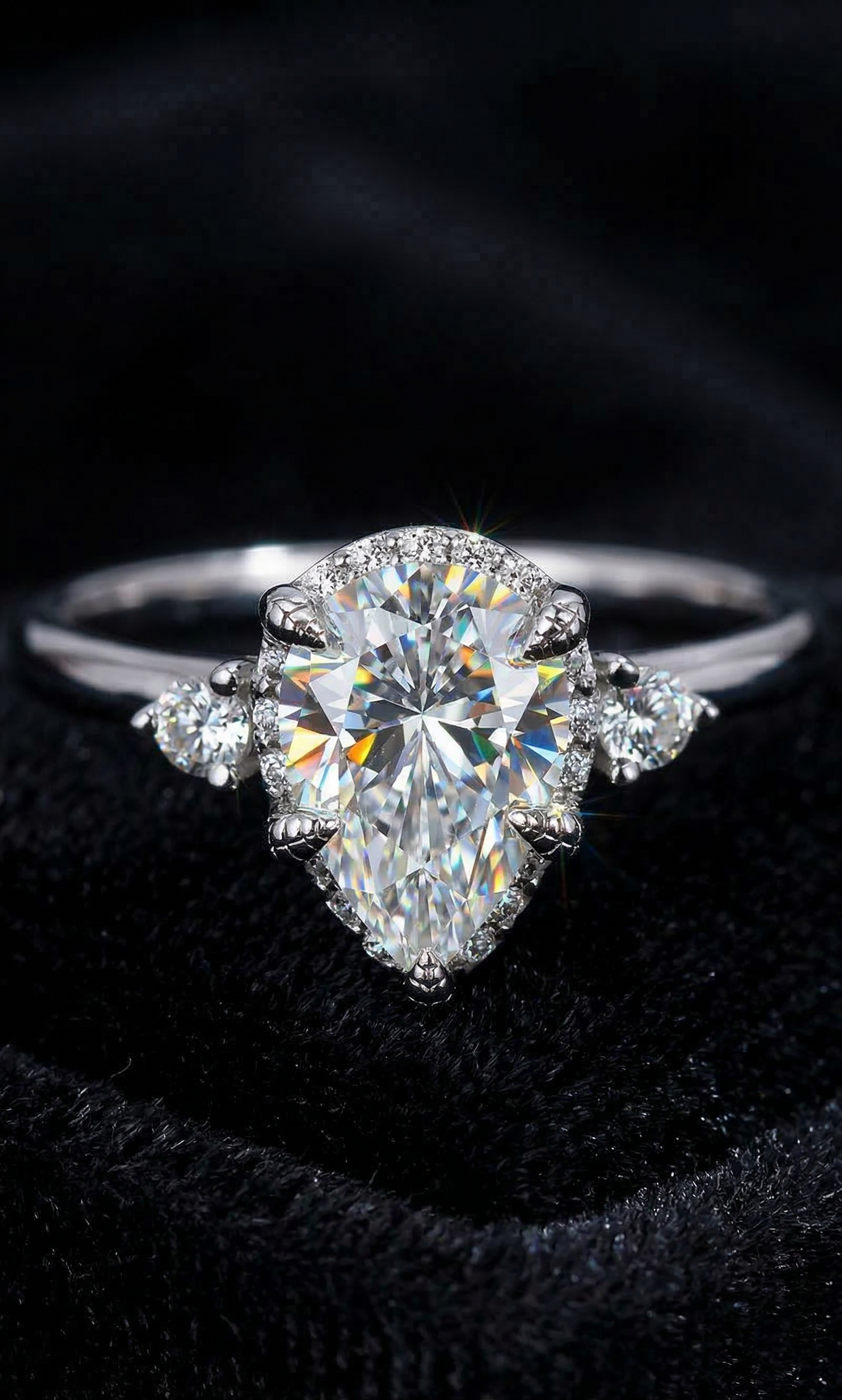 Ethereal Comet Ring