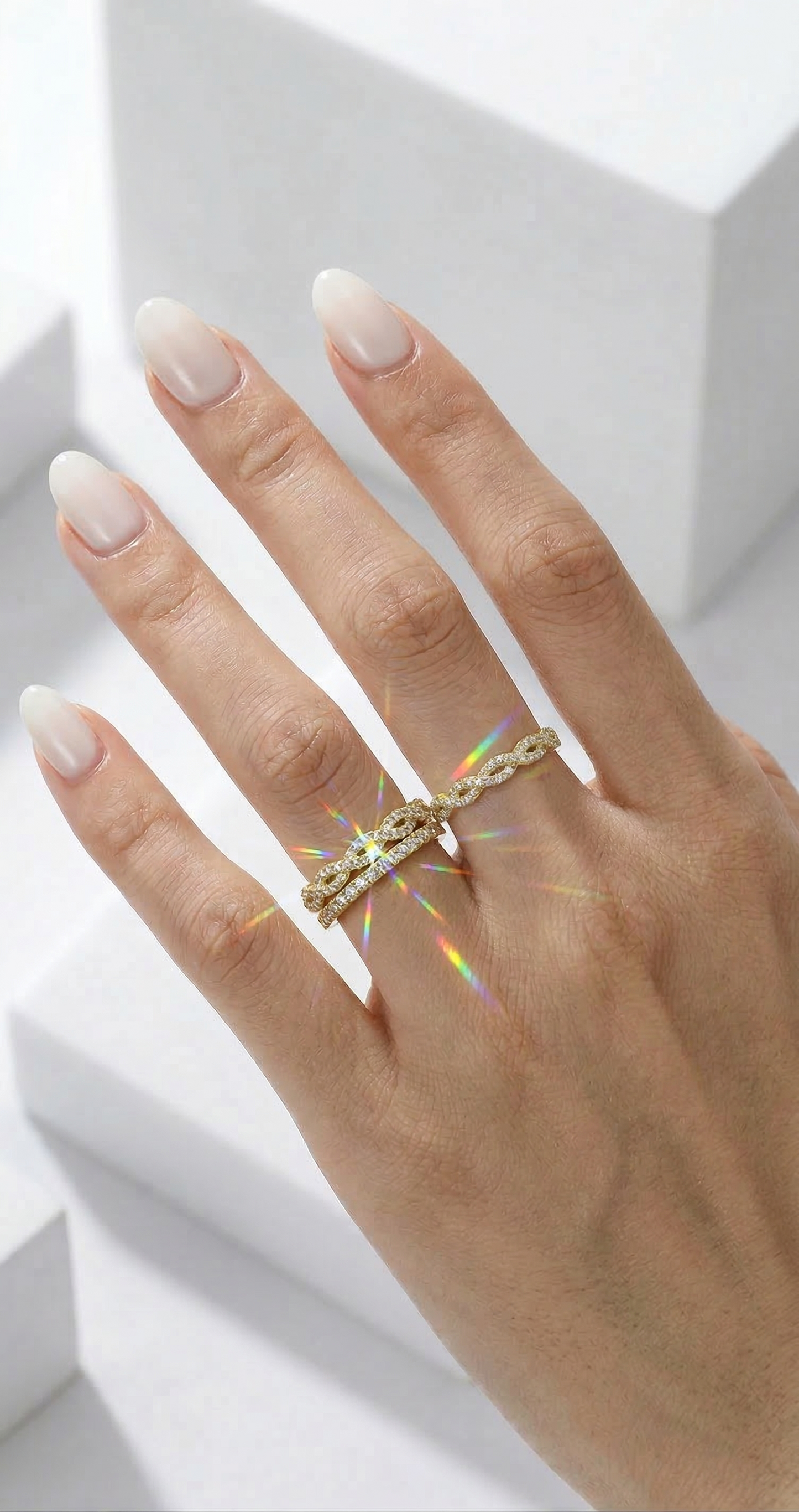 Sparkling Swirl Ring