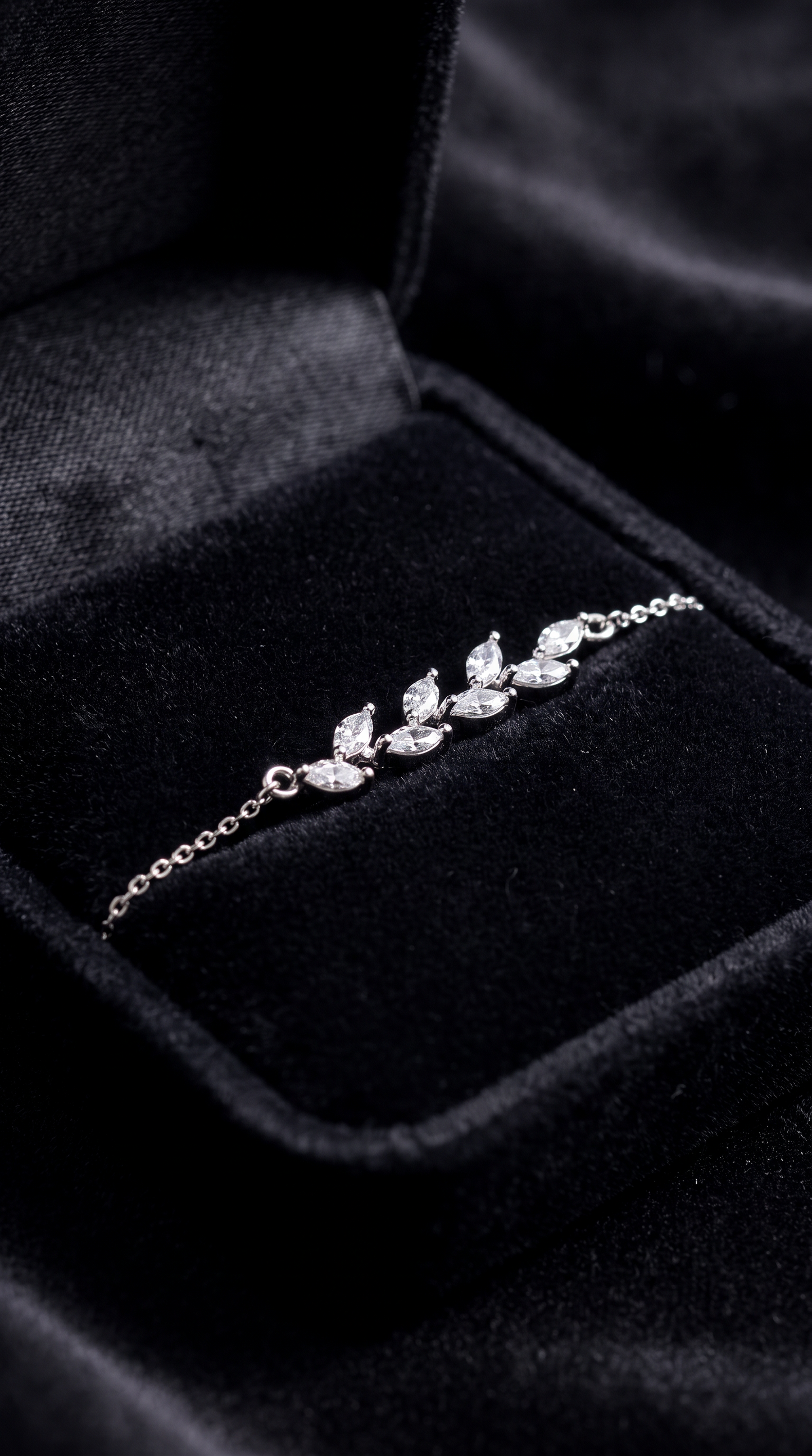 Laurel Vine Bracelet