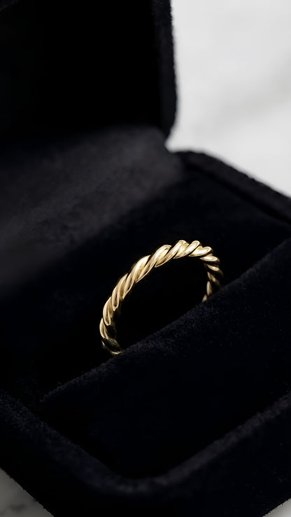 Lunar Loop Ring