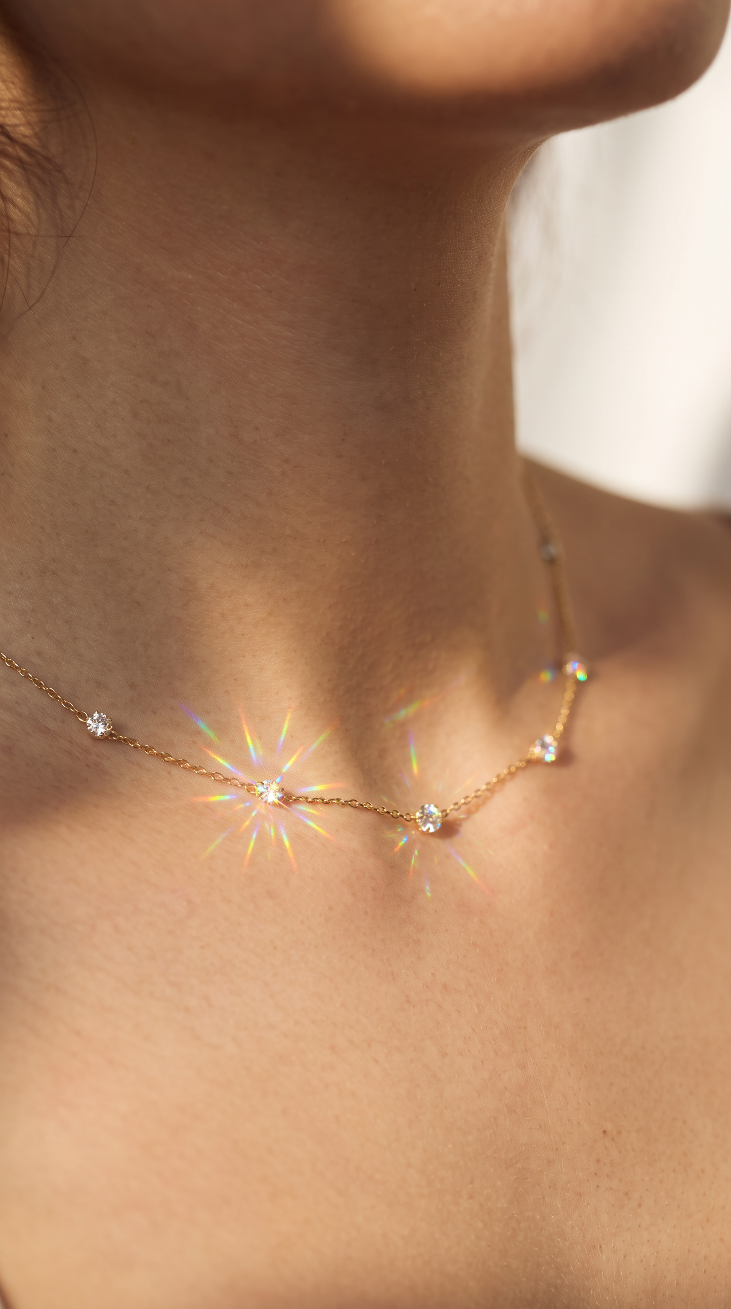 Scattered Stars Necklace Gold